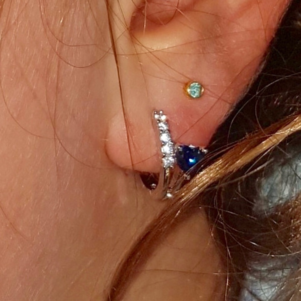 LAST ONE‼️ 925 Sterling Silver Sapphire Earrings - Picture 9 of 9